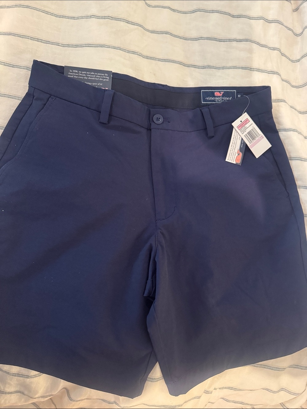 PERFORMANCE Vineyard Vines 8”L/ 32”W-Navy Classic breaker fit shorts NWT